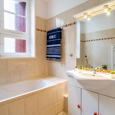 La Republique-1 By Interhome *